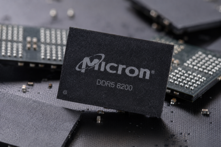 Micron stock falls 5%, why this analyst gave it a $3000 target price